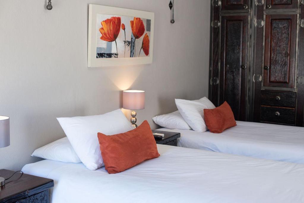 Micasa Sucasa Guesthouse Lephalale Ngoại thất bức ảnh