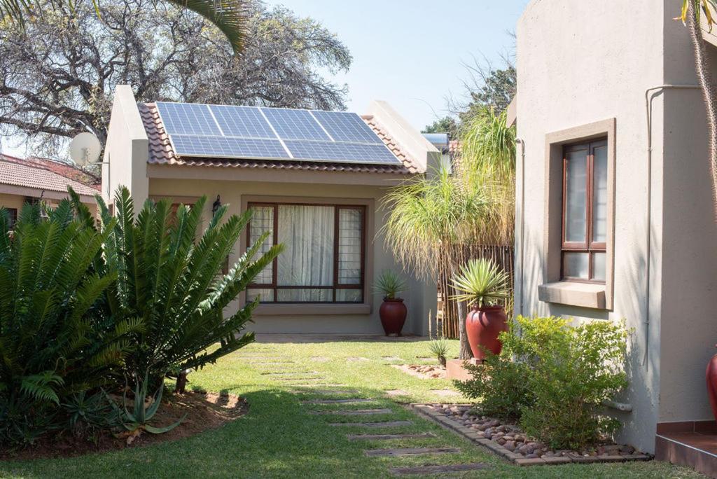 Micasa Sucasa Guesthouse Lephalale Ngoại thất bức ảnh